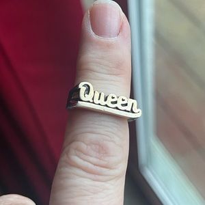 Rose gold “Queen” ring from Souvenir Jewelry
